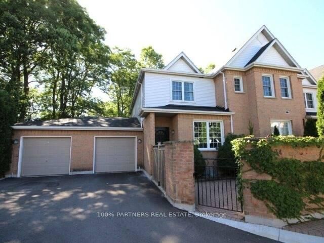 Property Photo: 1570 Richmond Street 34 ON N6G 4W2
