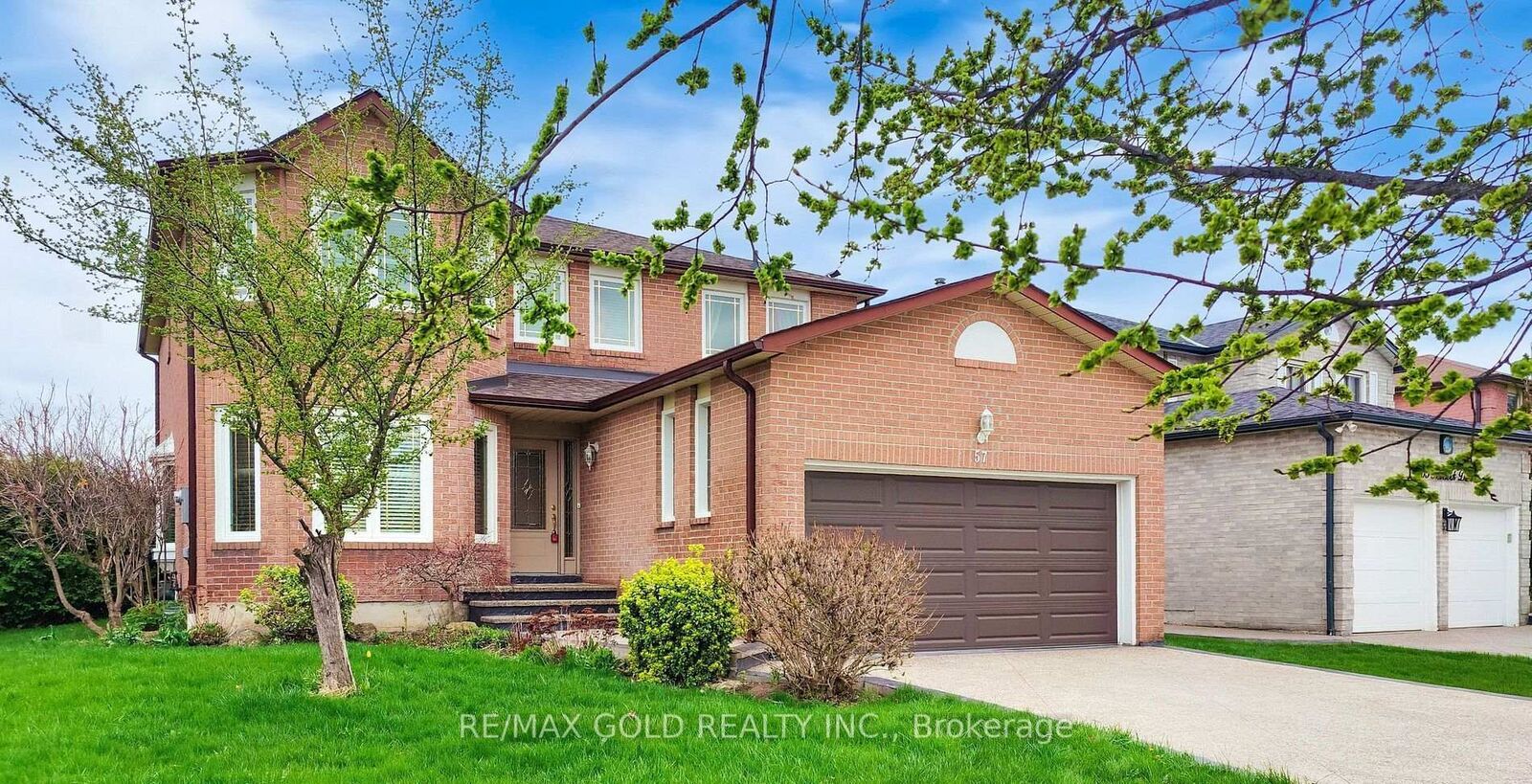 Property Photo: 57 Havelock Drive ON L6W 4A8