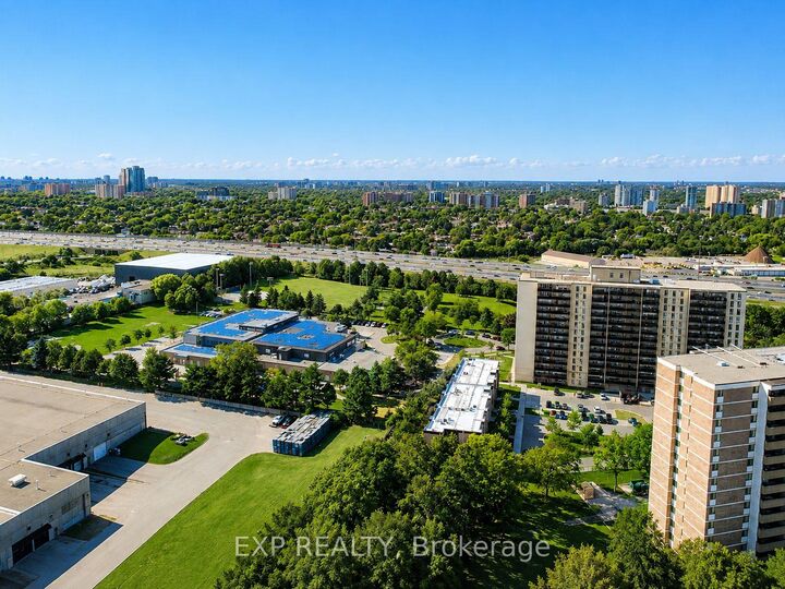 Property Photo: 100 Dundalk Drive 507 ON M1P 4V2