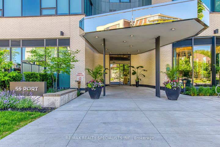 Property Photo: 55 Port Street 304 ON L5G 4P3