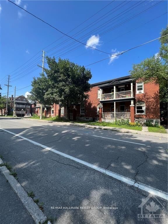 Property Photo:  377 Lyon Street N/A N  ON K1R 5W9 