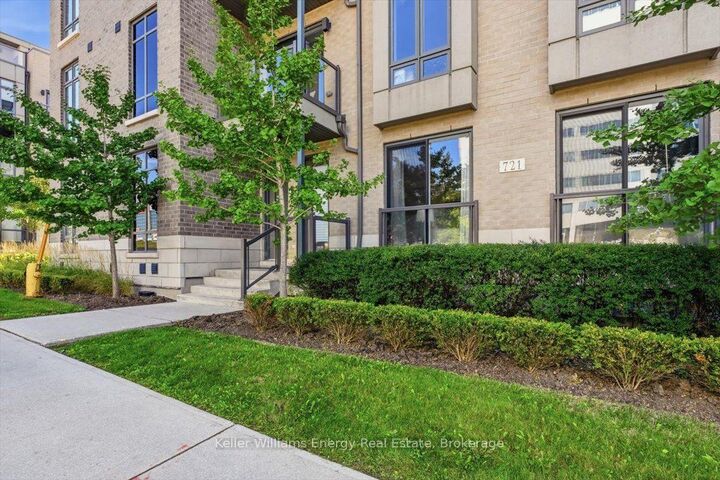 Property Photo: 721 Lawrence Avenue W 65 ON M6A 0C6