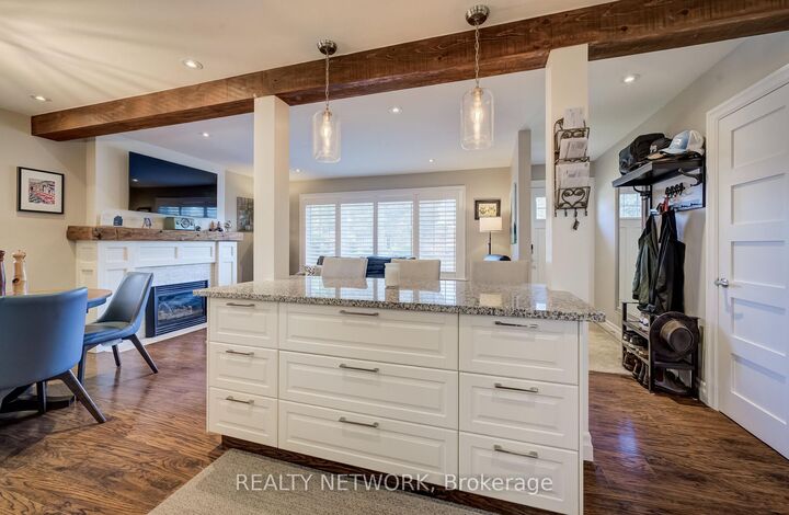 Property Photo: 21 Loma Drive ON L8G 2W6