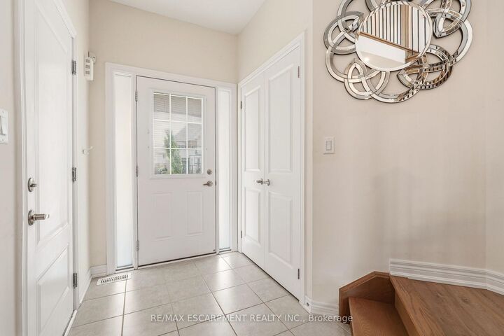 Property Photo:  67 Pinot Crescent  ON L8E 0J9 