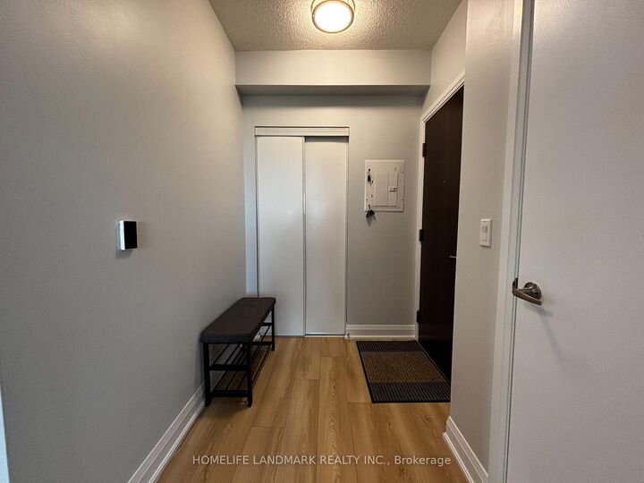 Property Photo: 68 Canterbury Placeway 1809 ON M2N 0H8