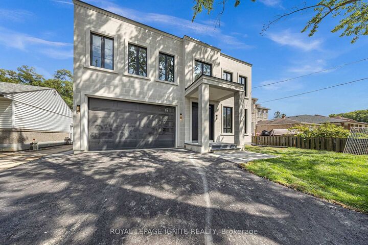 Property Photo:  15 Deblyn Drive E  ON M1S 1J4 
