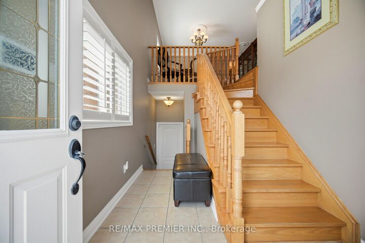 Property Photo: 137 Blackthorn Drive ON L6A 3N2