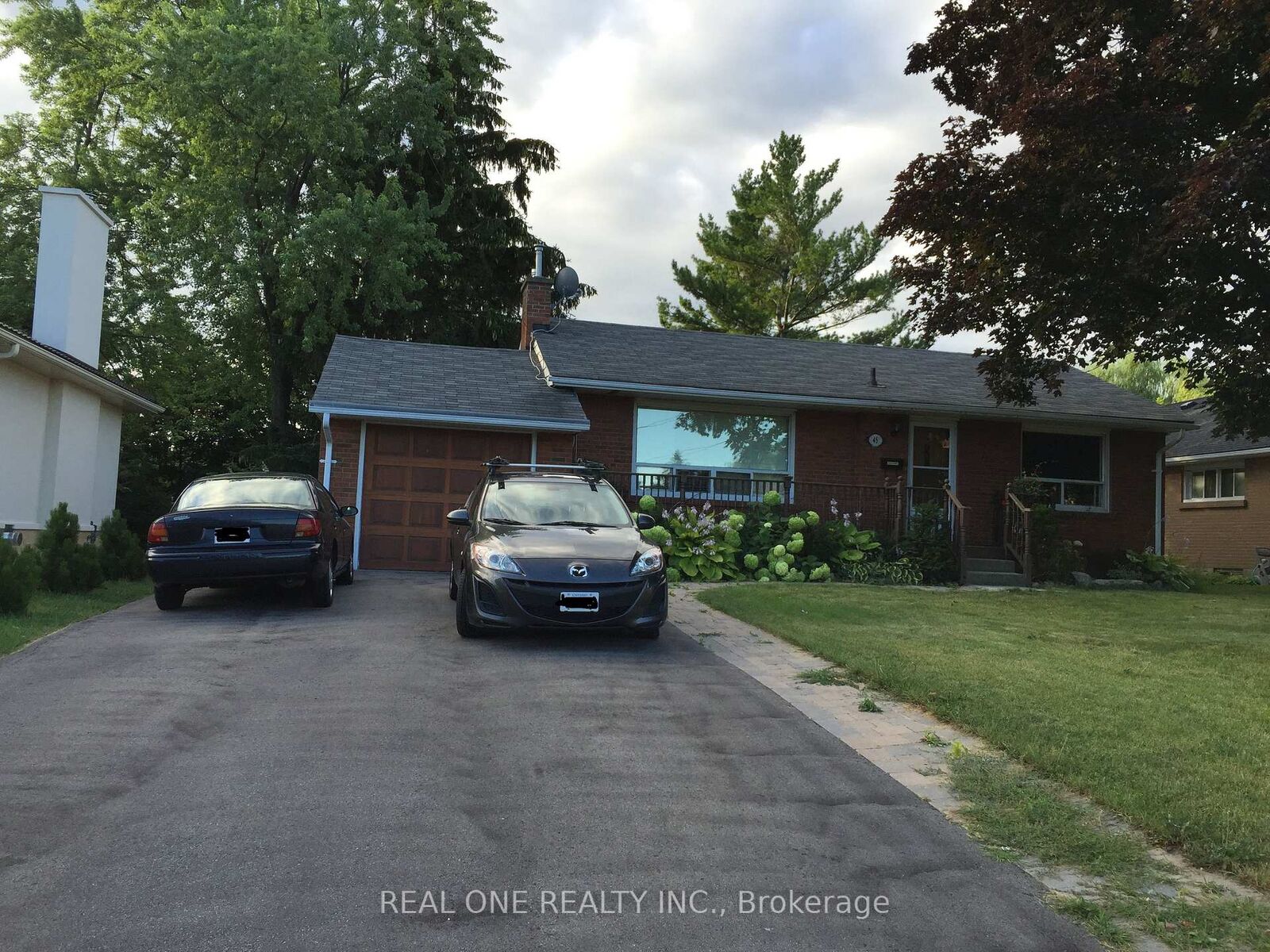 Property Photo:  45 River Road - Bsmt  ON L5M 1R6 