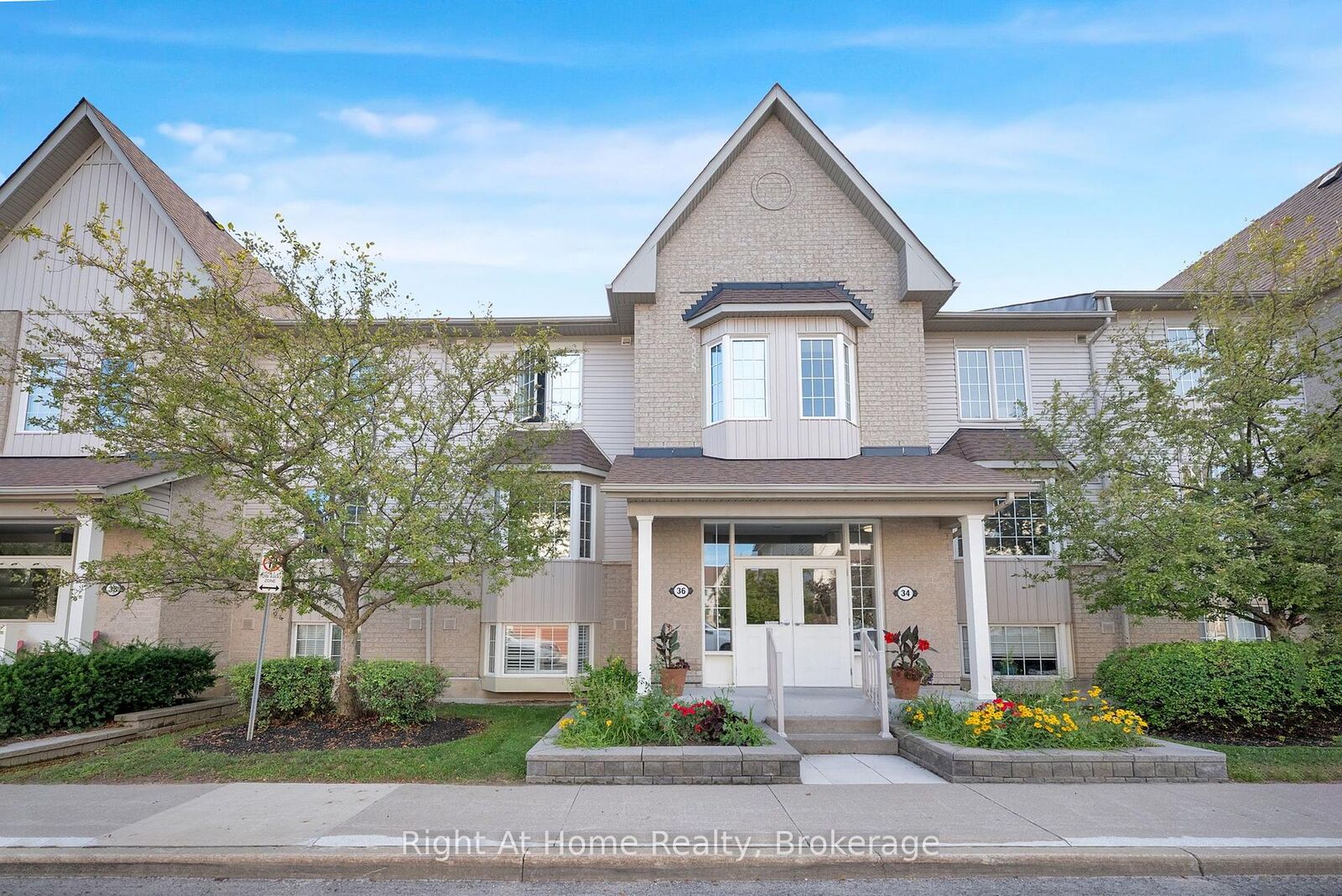 Property Photo: 36 Petra Way 2 ON L1R 0A5