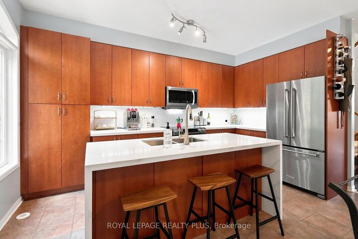 2333 Sutton Drive — photo 1