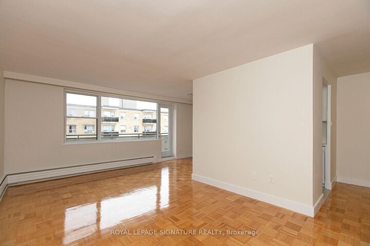 Property Photo:  2 Grandstand Place 203  ON M4H 1E2 