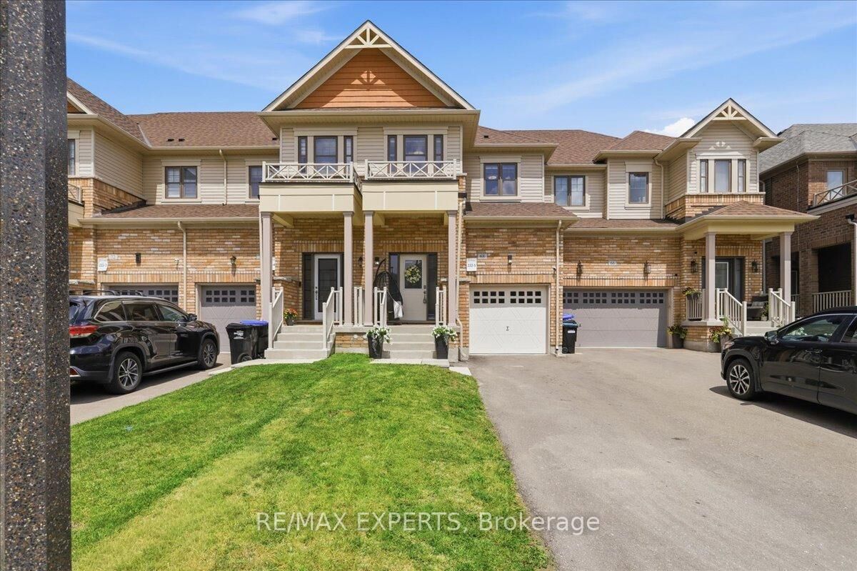 Property Photo: 68 Lorne Thomas Place ON L9R 0V8