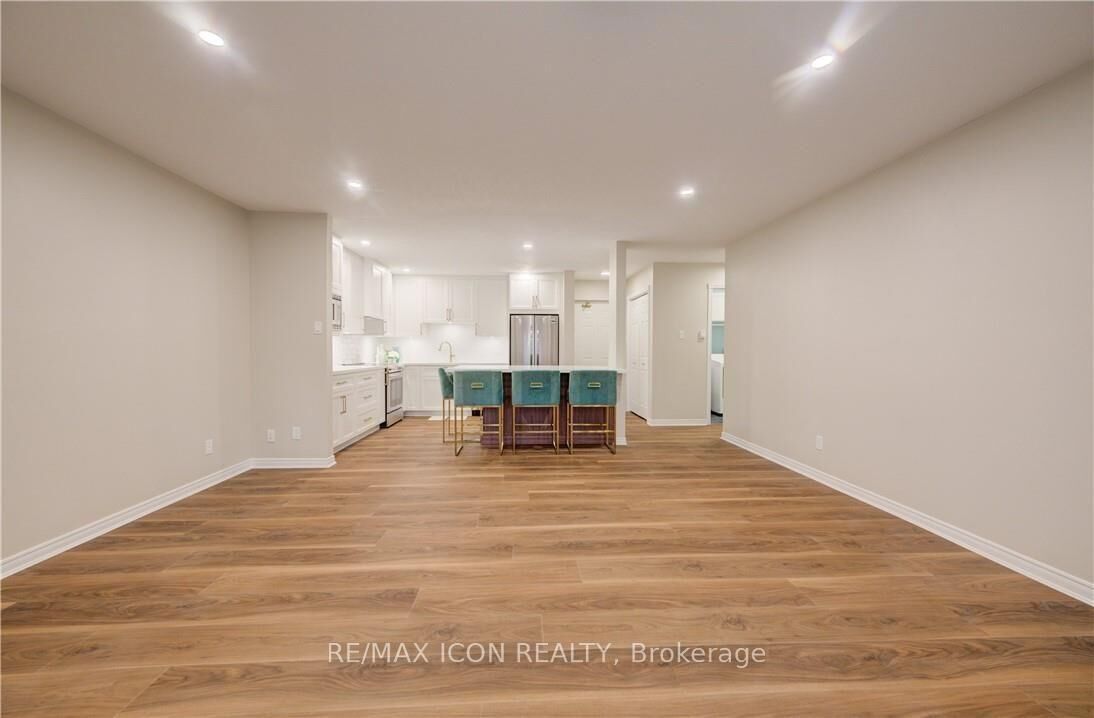 Property Photo: 440 Durham Street W 5 ON N0G 2L1