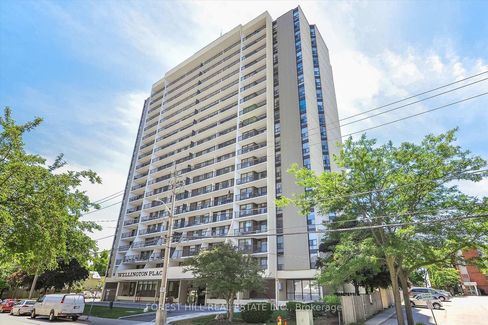 Property Photo: 81 Church Street 1801 ON N2G 4M1