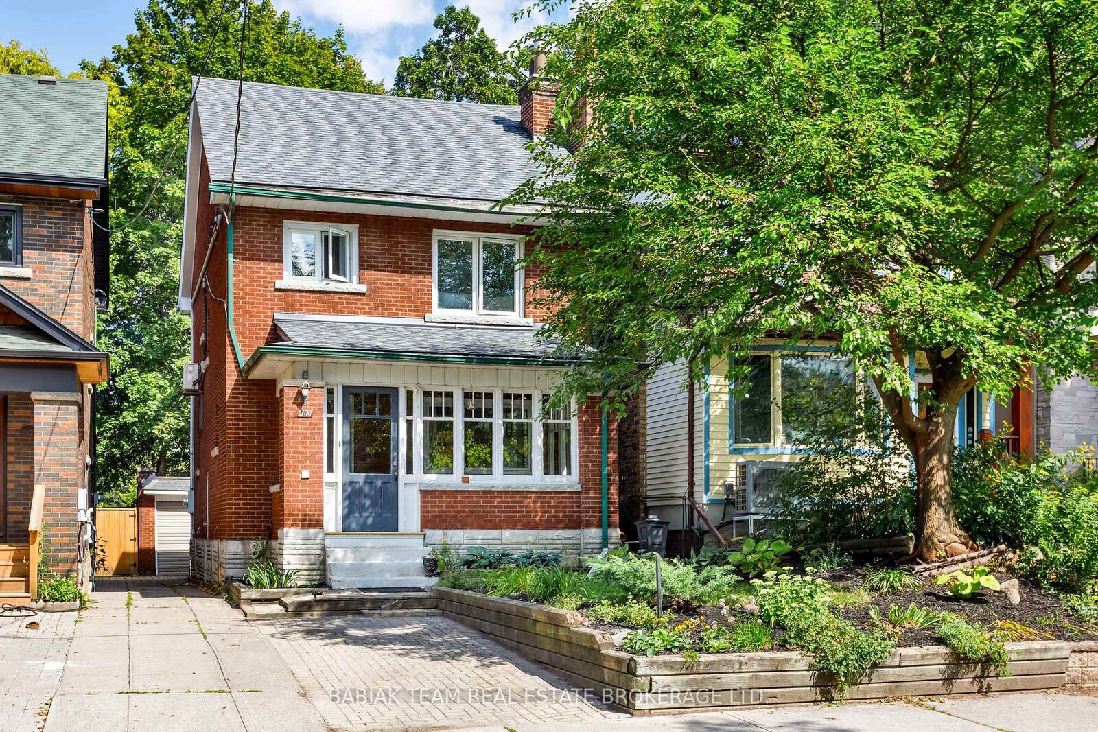 Property Photo: 403 Durie Street ON M6S 3G5