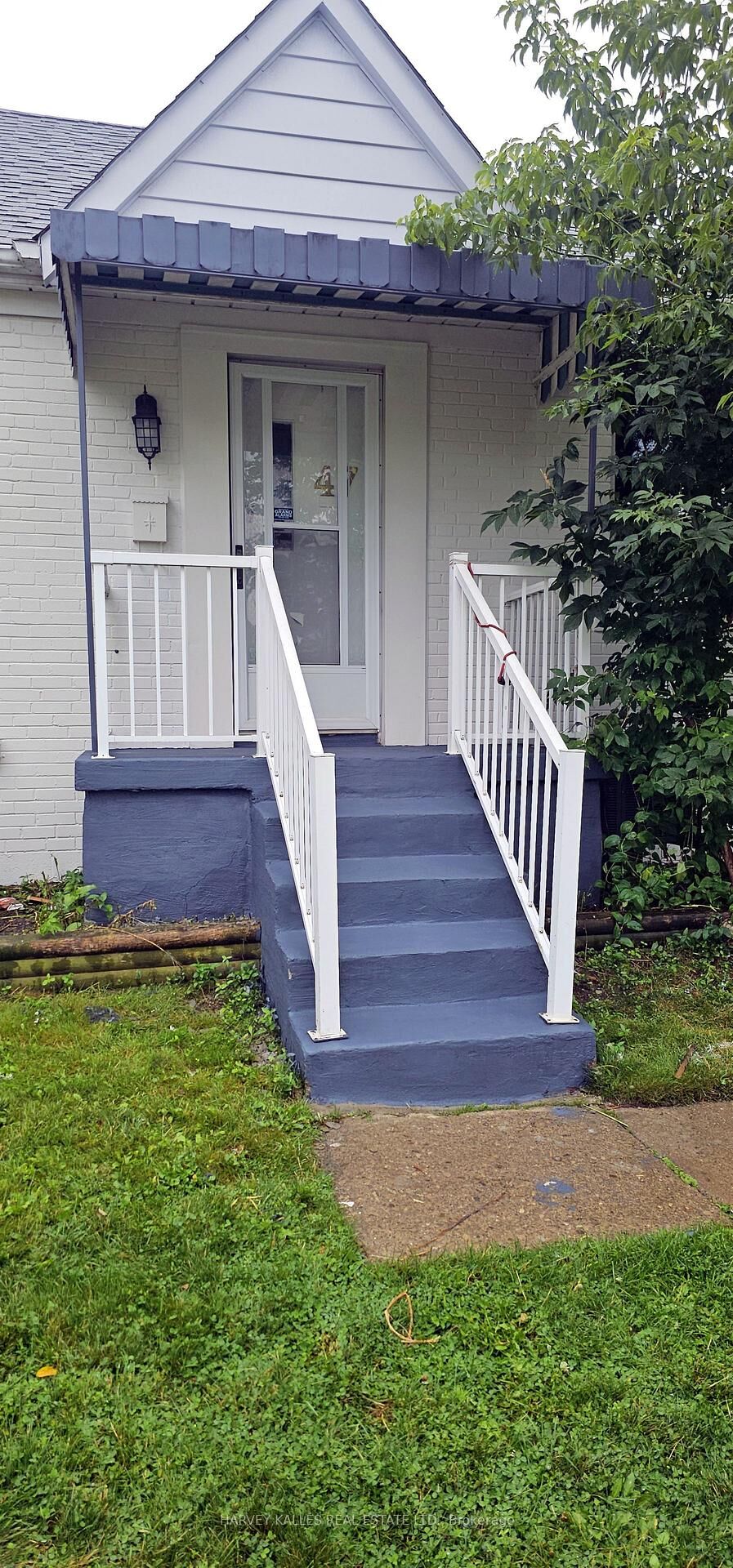 Property Photo:  47 Stayner Avenue Lower  ON M6B 1N5 