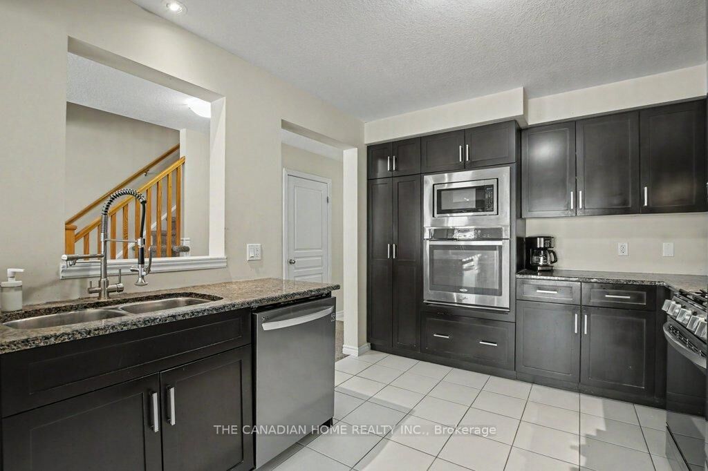 Property Photo: 46 Jeffrey Drive ON N1E 0M4