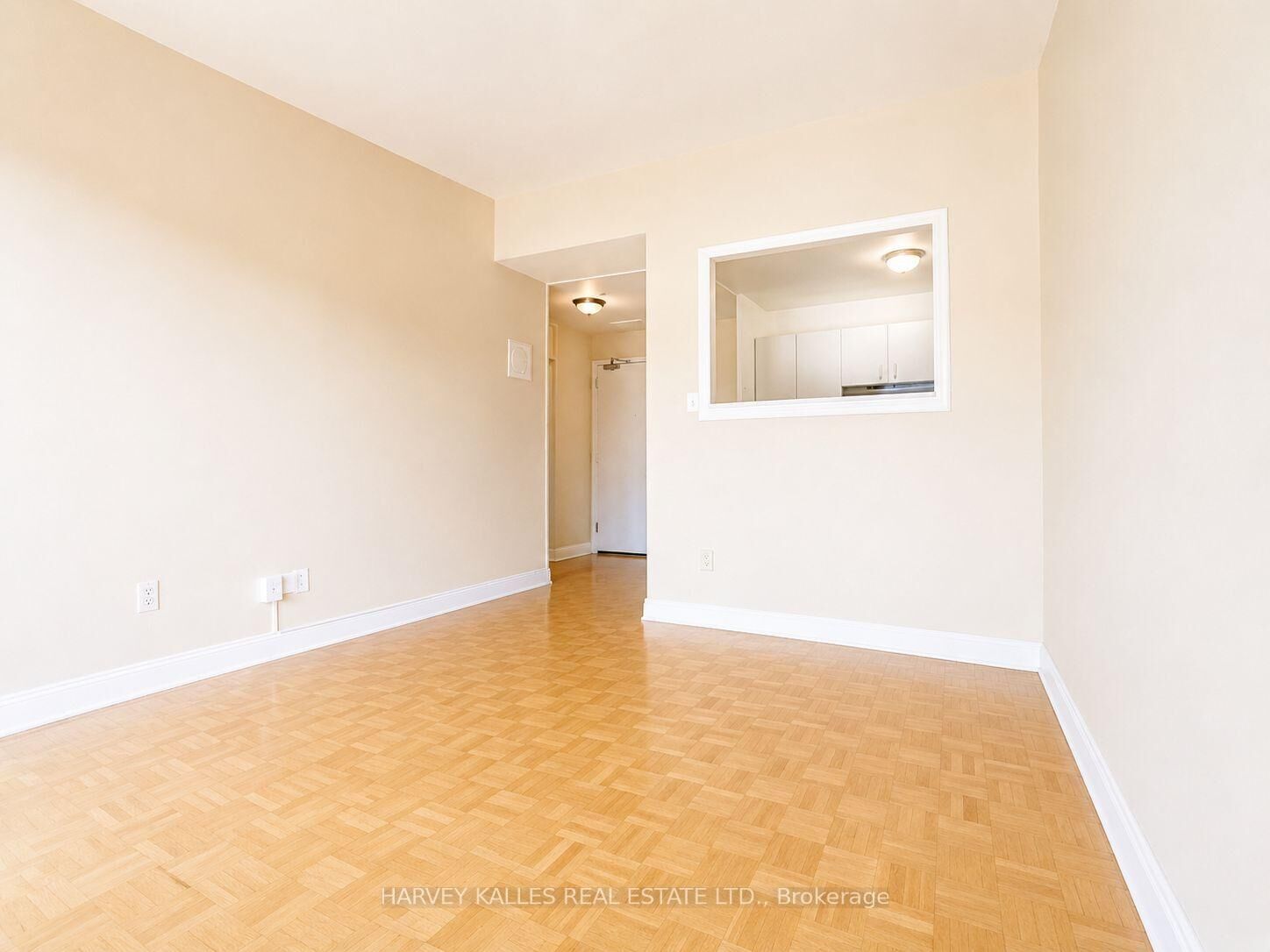 Property Photo:  80 Blackfriar Avenue 305  ON M9R 3S9 