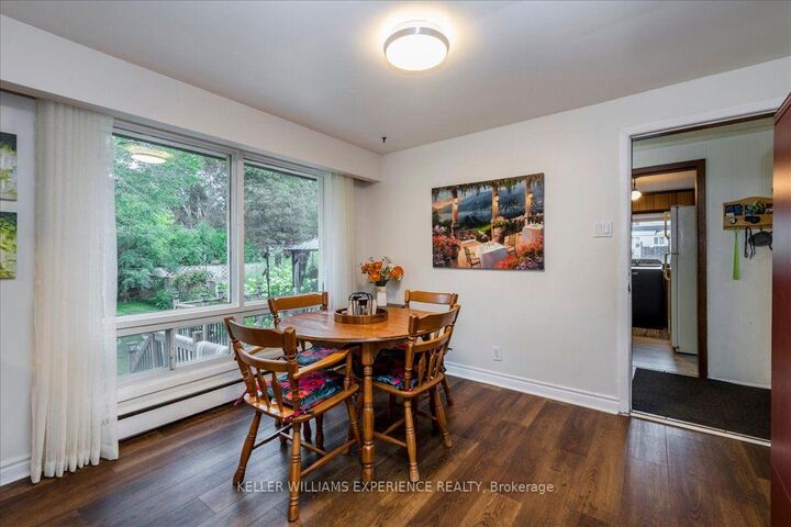 Property Photo: 298 Seventh Street ON L4R 3Z9