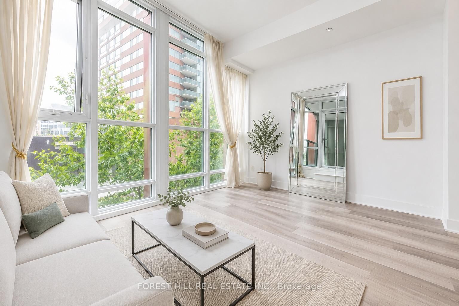 Property Photo: 32 Davenport Road 306 ON M5R 0B5
