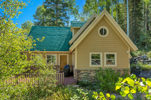 Property Photo:  11320 E Balsam Forest Ln  UT 84121 