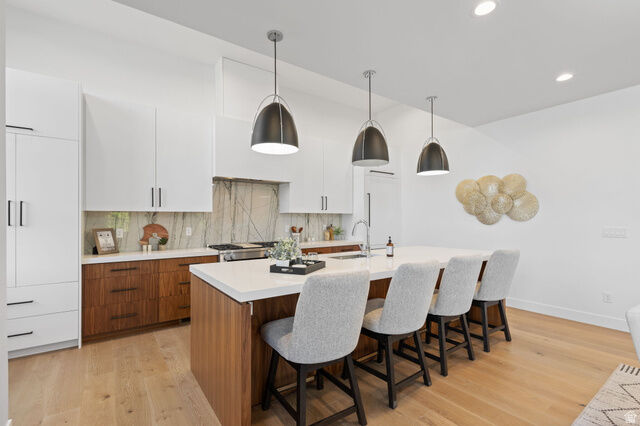 Property Photo: 664 N East Capitol St UT 84103