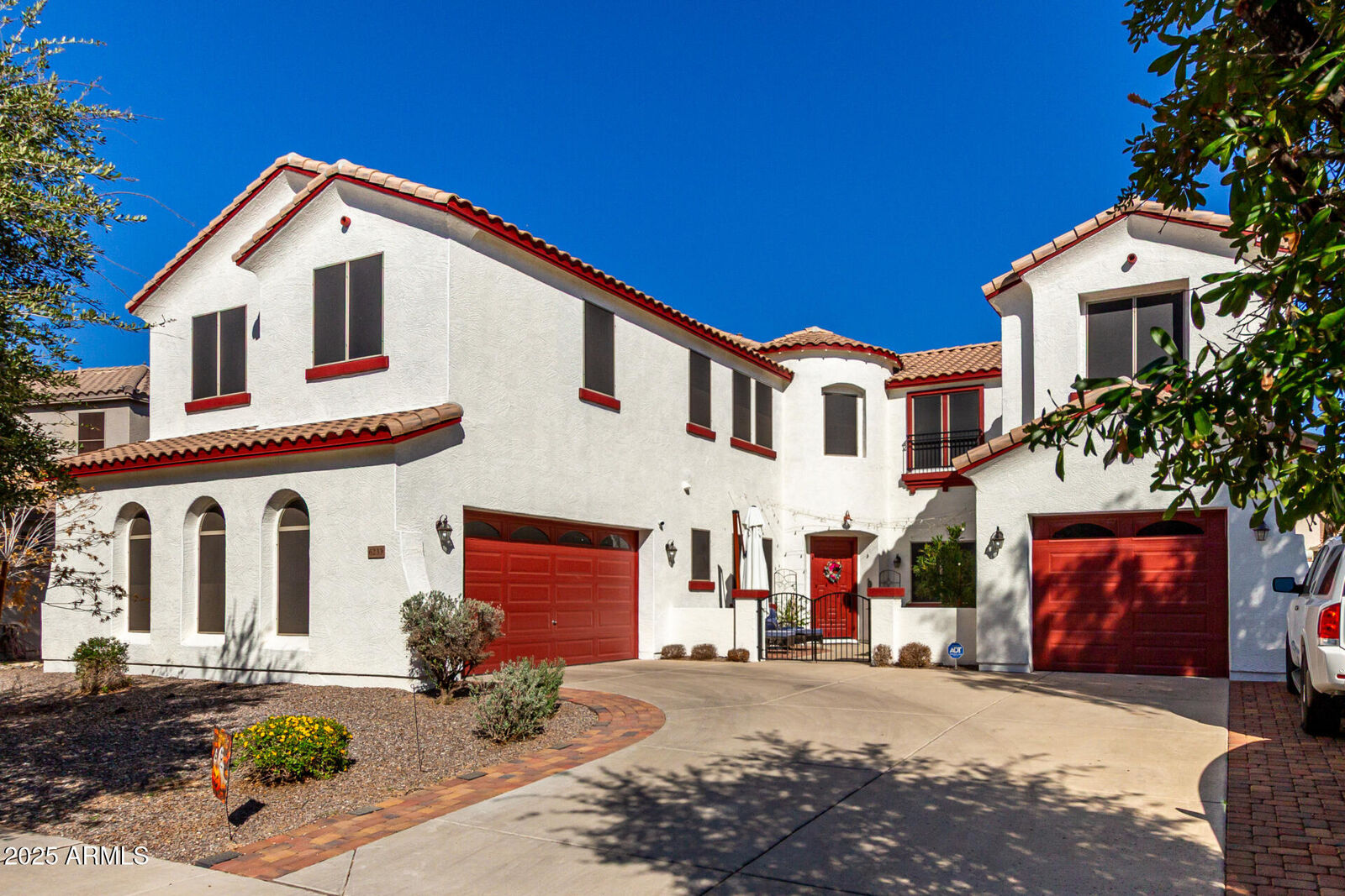 Property Photo: 6233 S Rochester Drive AZ 85298
