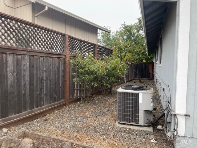 Property Photo: 1698 Randon Way CA 95403
