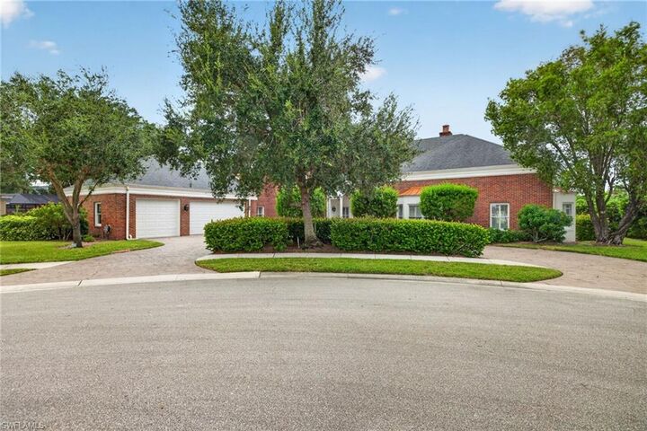 Property Photo: 23 Winewood Ct FL 33919