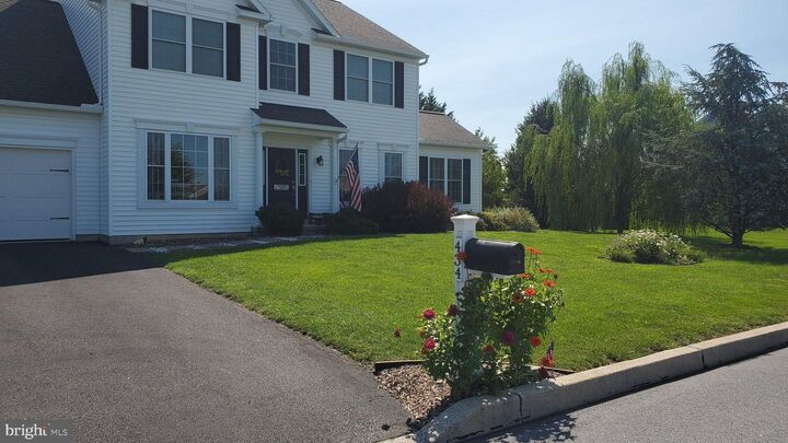 Property Photo:  434 Sweetwater Drive  PA 17078 