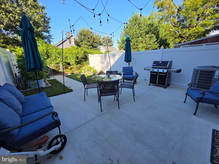 Property Photo:  3023 W 2nd Street  DE 19805 