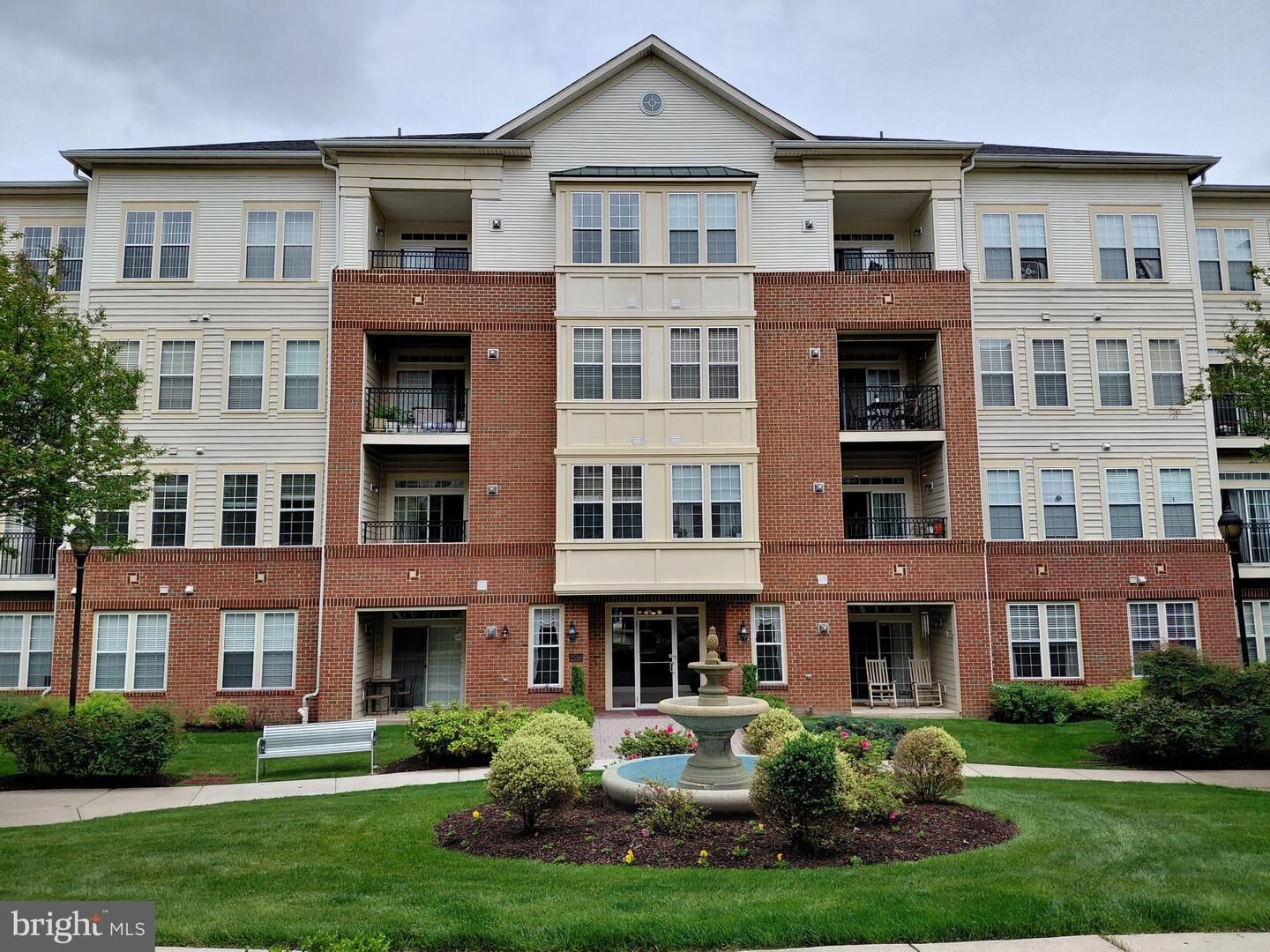 Property Photo: 2550 Kensington Gdns 306 + G7 MD 21043