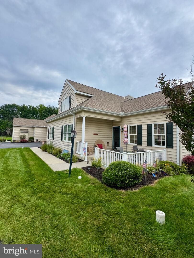 Property Photo: 2102 Half Mile Post N PA 19060