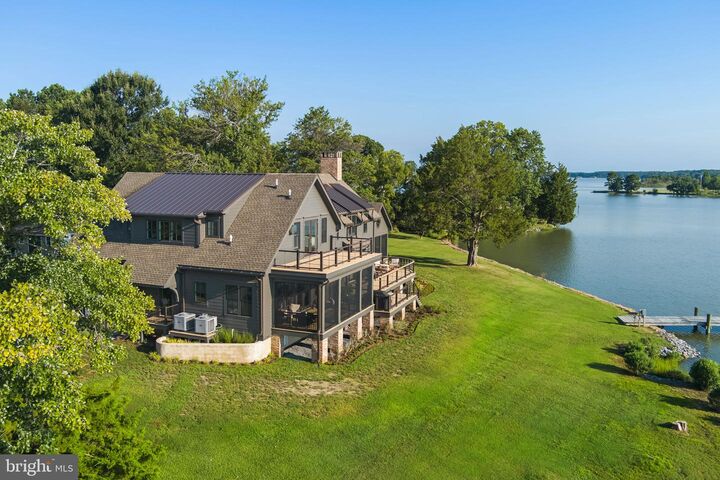 Property Photo: 104 East Street MD 21654