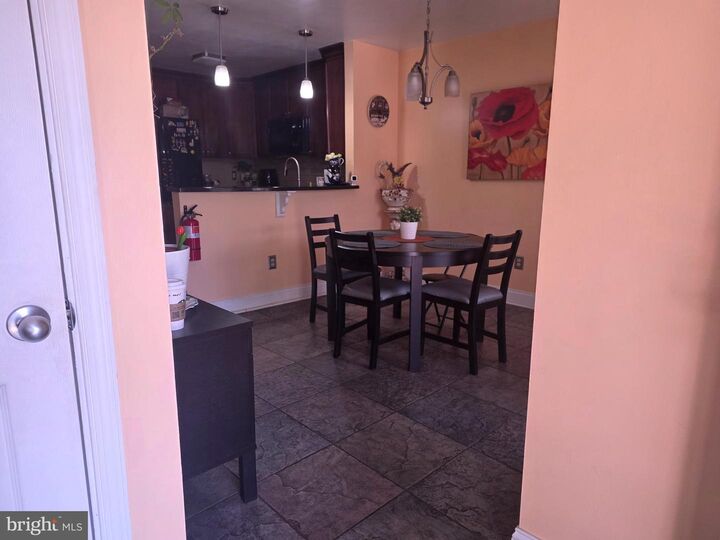 Property Photo:  1502 Roberts Way  NJ 08043 