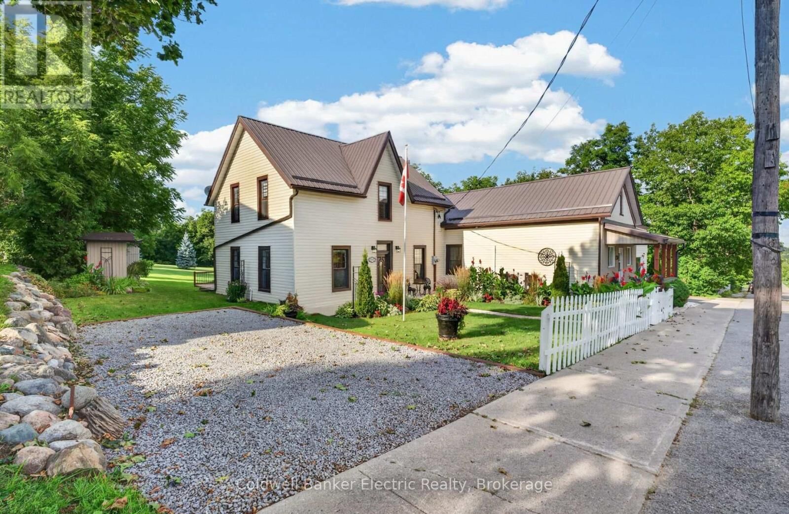 Property Photo: 11932 County Road 24 ON K0K 2X0