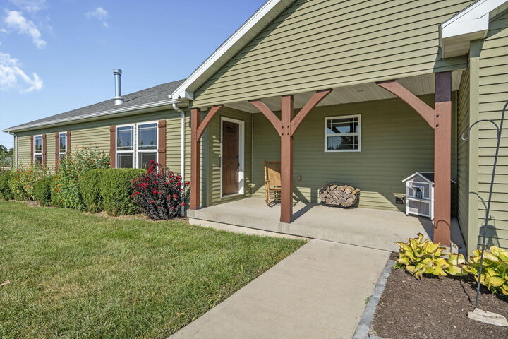 Property Photo: 3770 Ee &Amp G Rd MO 65284