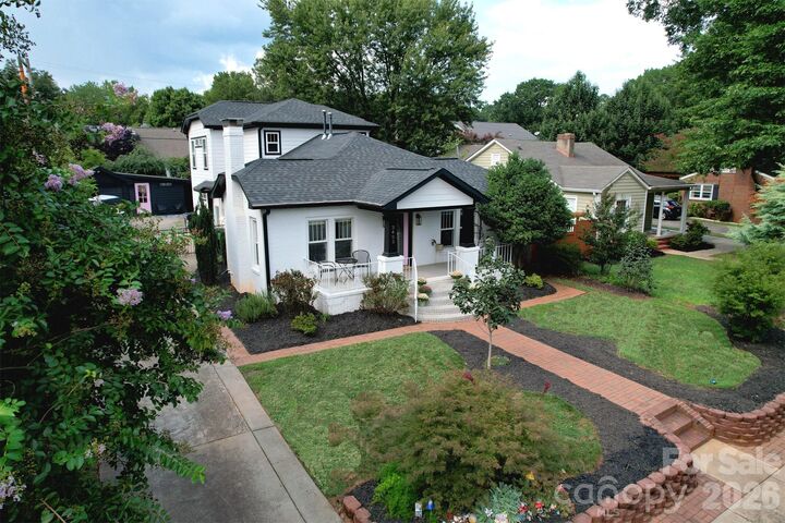 Property Photo: 3405 Benard Avenue NC 28206
