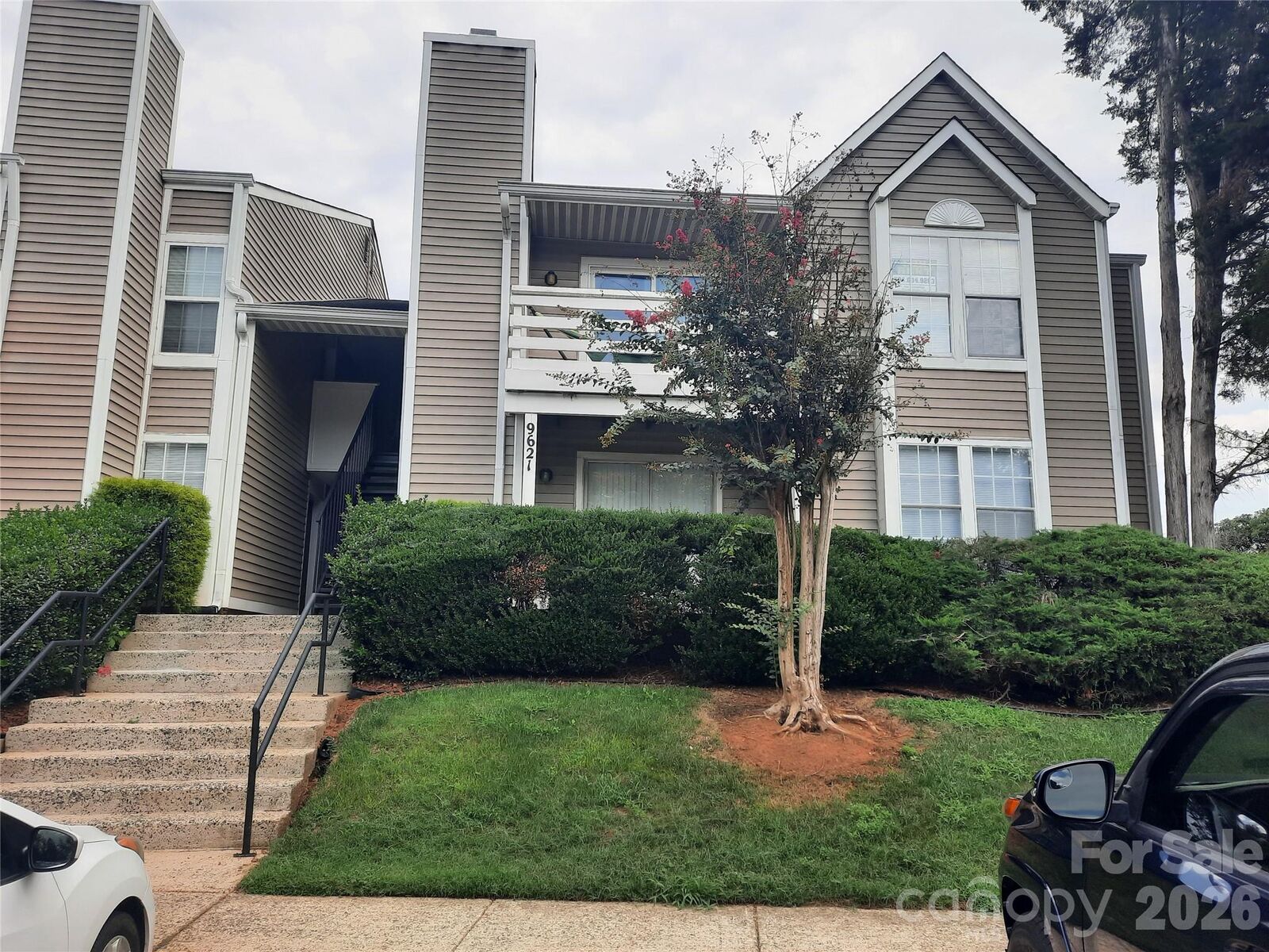 Property Photo:  9621 Vinca Circle  NC 28213 