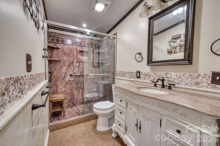 Property Photo: 18 Henry White Lane NC 28748