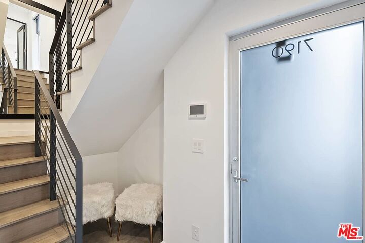Property Photo:  7190 Formosa Fusion Ct  CA 90046 