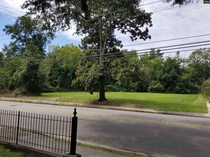 Property Photo: 426 N Main SC 29150-4233