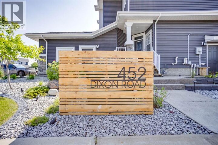 Property Photo:  452 Dixon Road  AB T9K 2Y6 