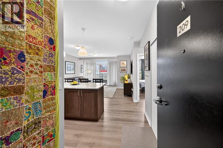 Property Photo: 5 Hamilton Street North 209 ON L8B 2A4
