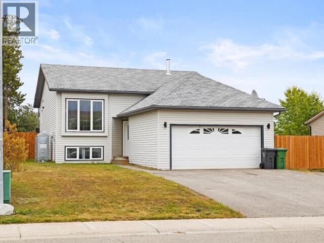 Property Photo:  105 Pueblo Crescent  YT Y1A 6V3 