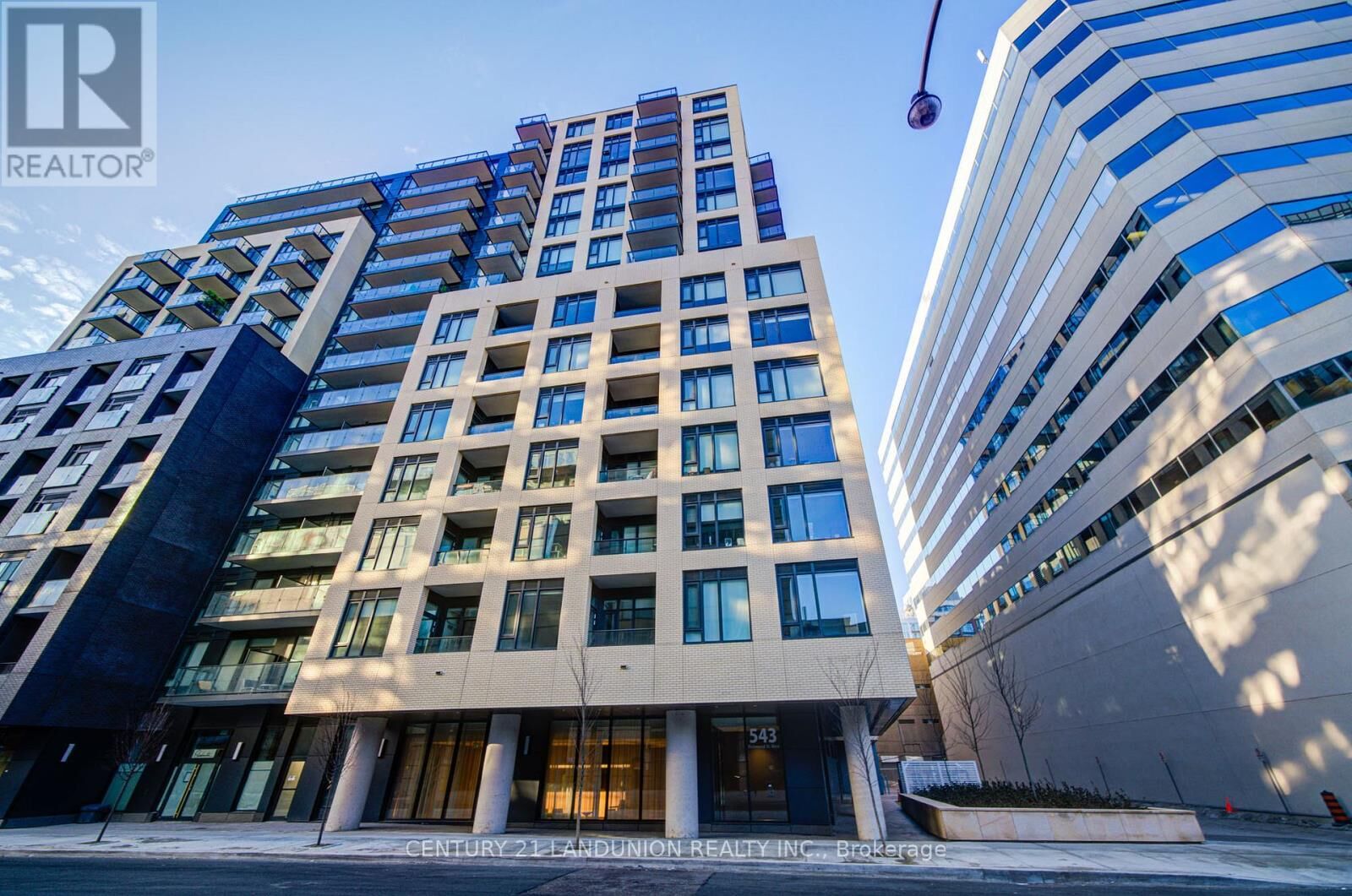 Property Photo: 543 Richmond Street West 414 ON M5V 1Y6