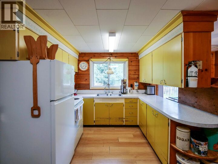 Property Photo:  293 Doherty Drive  BC V2J 1B6 