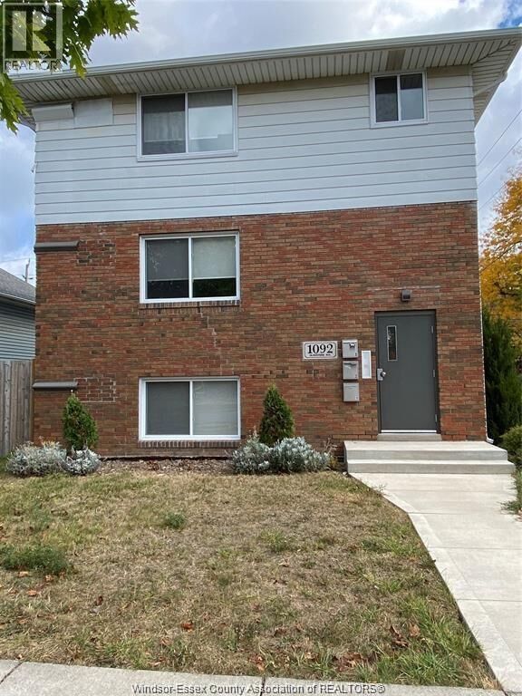 Property Photo:  1092 Gladstone Avenue 1  ON N9A 2R8 