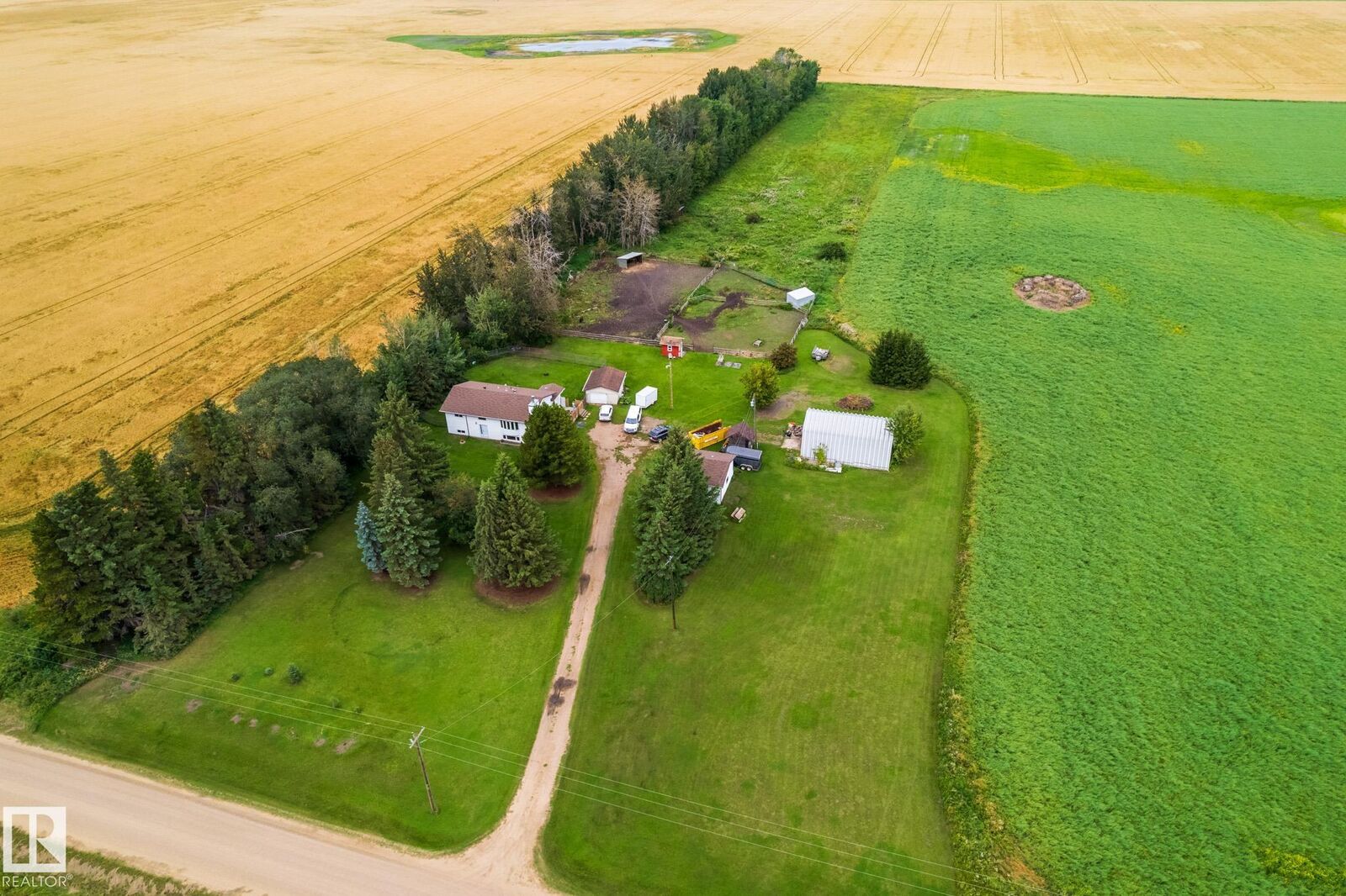 Property Photo:  24208 Twp Road 572  AB T0G 1L2 