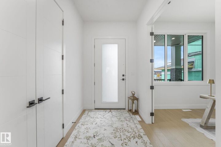 Property Photo:  5 Sterlingshire Manor  AB T8B 0G4 